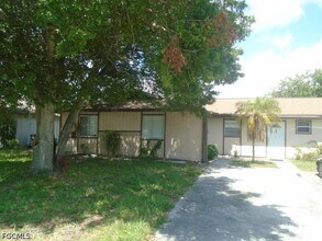 Building Photo - 636 SE 13th Ct