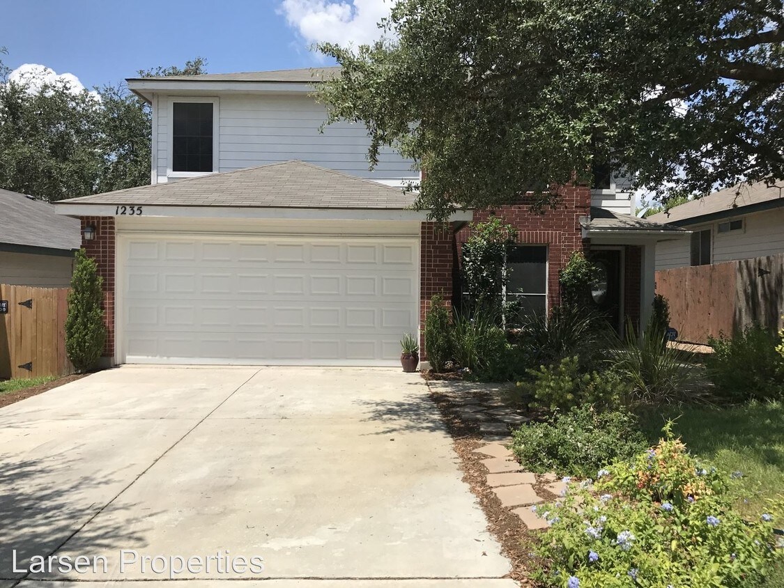 1235 Tiger Path, San Antonio, TX 78251 House Rental in San Antonio