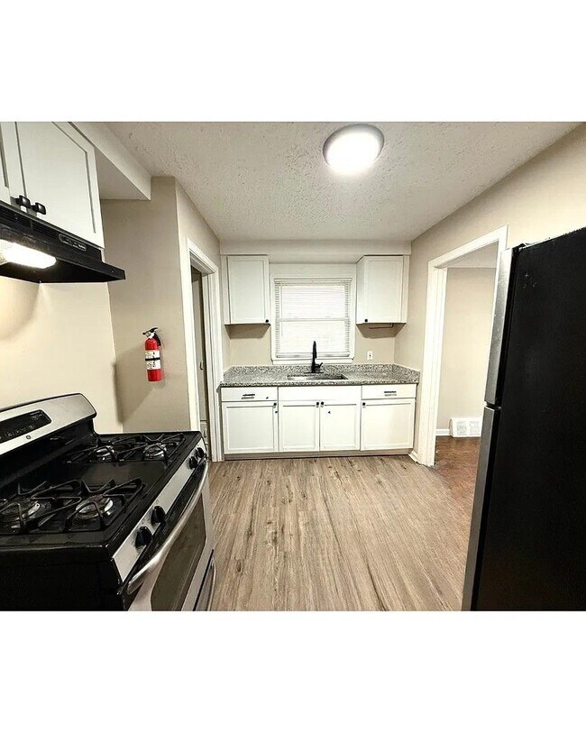 Foto del edificio - 4 Bedroom on Detroit's West Side!