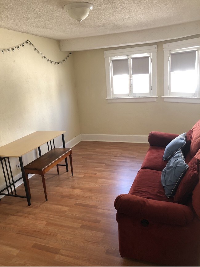 1031 E 4th St, Long Beach, CA 90802 House for Rent in Long Beach, CA