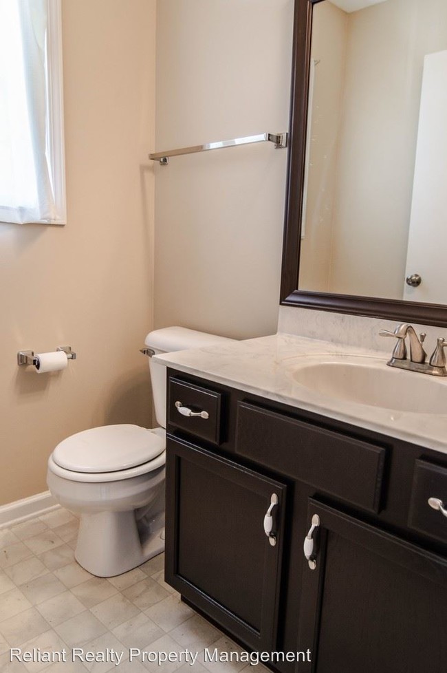 Building Photo - 3507 Sunbelt Dr