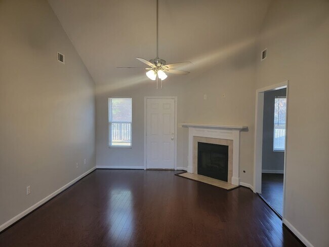 Building Photo - 3606 Woodcock Dr
