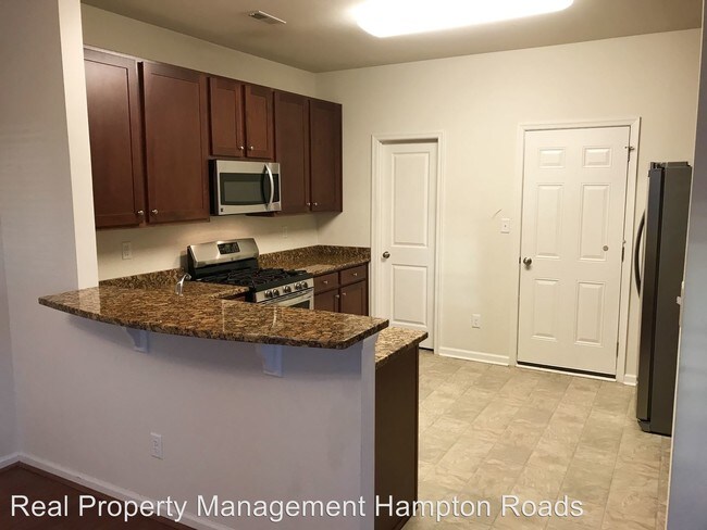 Building Photo - 931 Vineyard Pl