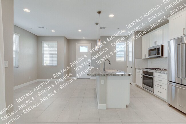 Building Photo - 144 Kimberlite Dr