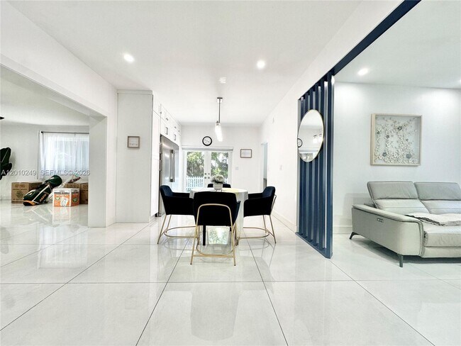 Foto del edificio - 7800 SW 57th Ct