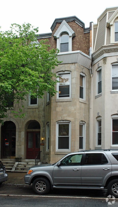 Primary Photo - 144 N 21st St
