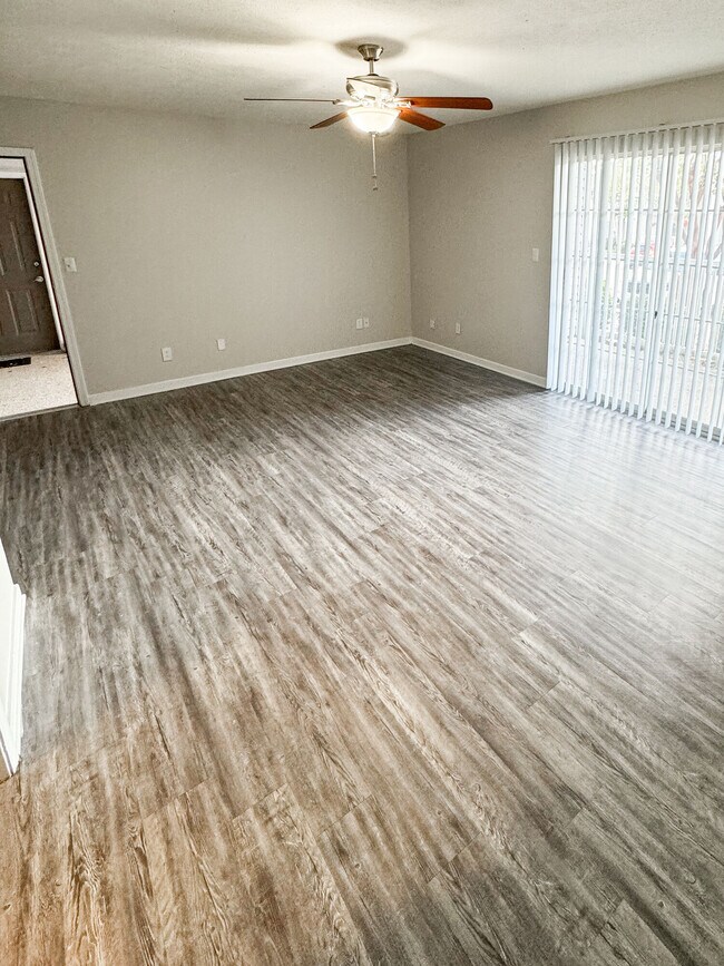 living room - The Henry Apartments