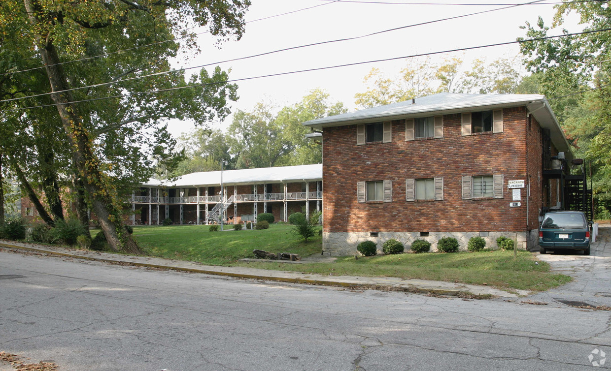 Building Photo - Harvard House Apartments