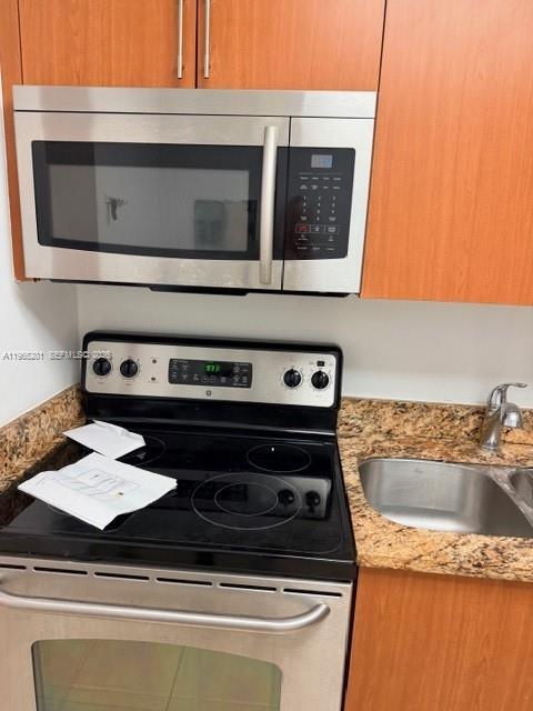 Foto del edificio - 3300 NE 192 St