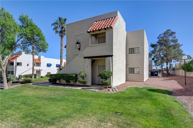 Building Photo - 101 Luna Way