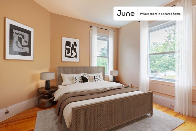 Building Photo - Room in Shared 6 bed/2 bath home