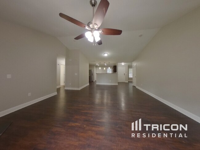 Building Photo - 4116 Larkhaven Village Drive Charlotte NC