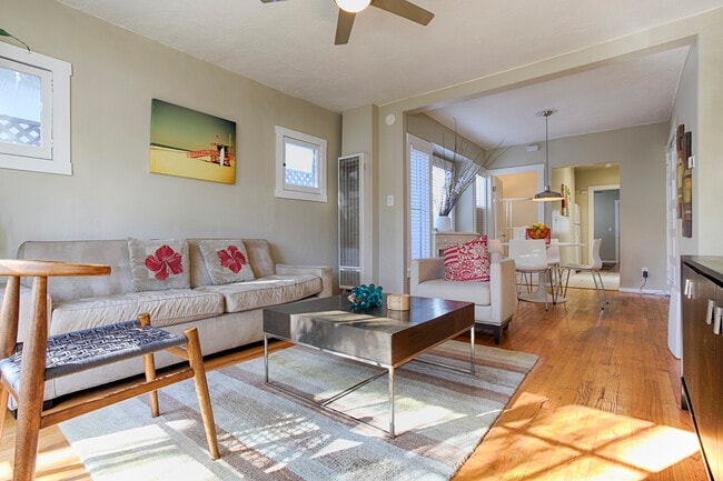 Building Photo - 315 Windward Ave