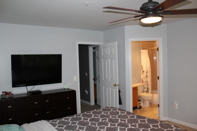 Foto del edificio - 6604 Ridgeborne Dr.