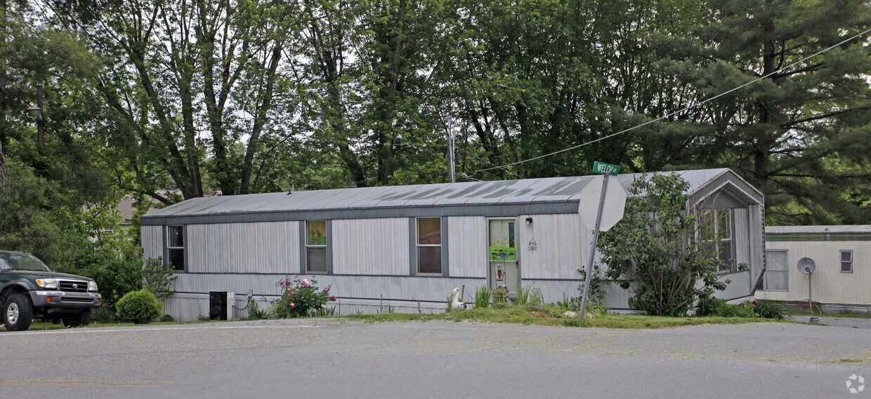 125 Welch Rd, Tazewell, TN 37879 Apartments in Tazewell, TN