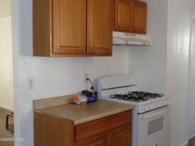 Foto del edificio - 15950 Lawrence Dr