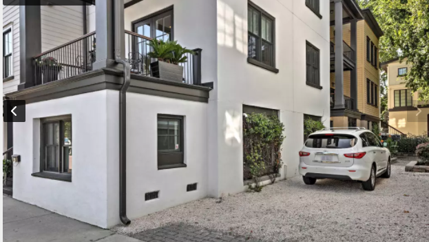 Building Photo - Furnished Downtown Charleston Townhouse