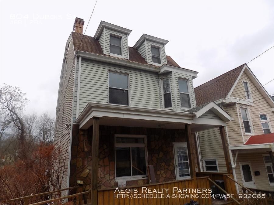 Primary Photo - 804 Dubois St