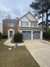 Building Photo - 2595 Binghampton Ln