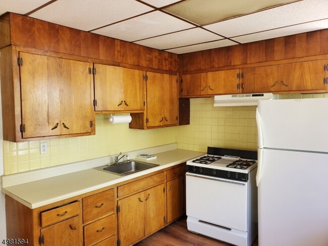 Building Photo - 47 Whittingham Pl