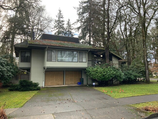 Foto del edificio - 1410 Amberland Ave