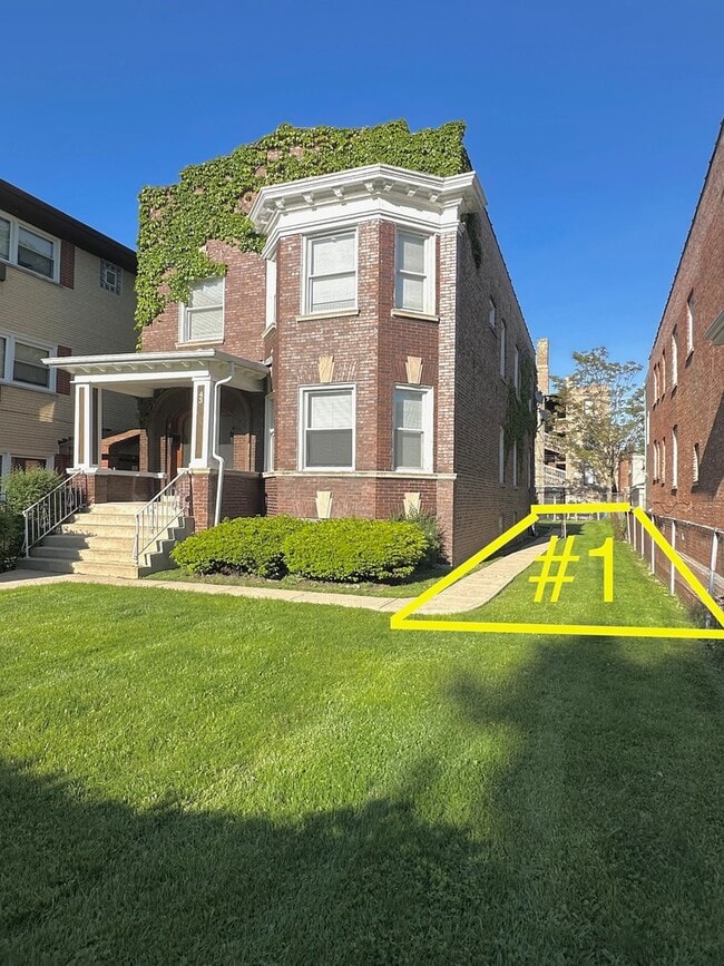 Building Photo - 43 N Menard Ave