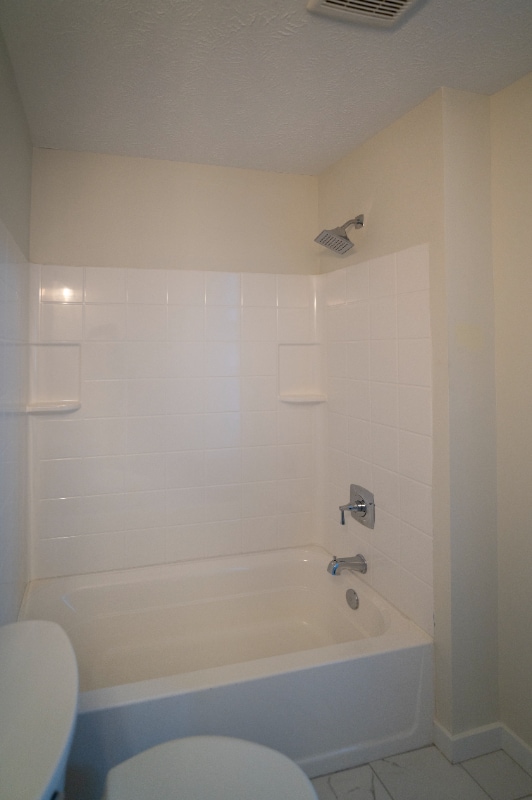 Building Photo - 1277 W 67th St