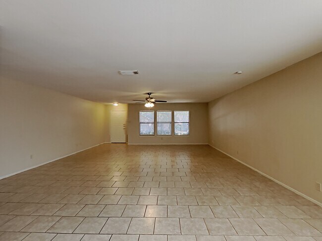 Foto del edificio - 3909 Davenport