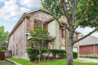 Building Photo - 9897 Dartmouth Dr