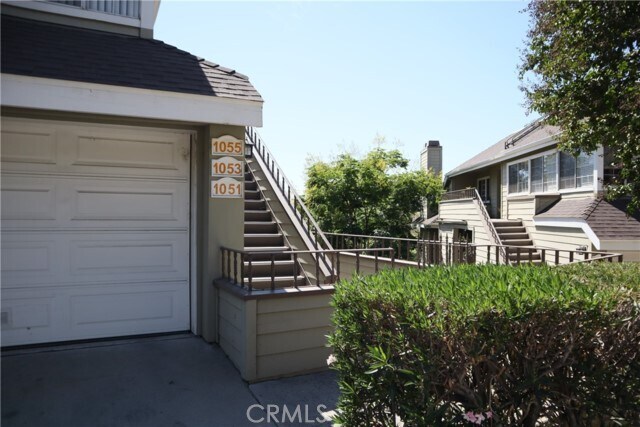 Foto del edificio - 1053 Lakeview Terrace