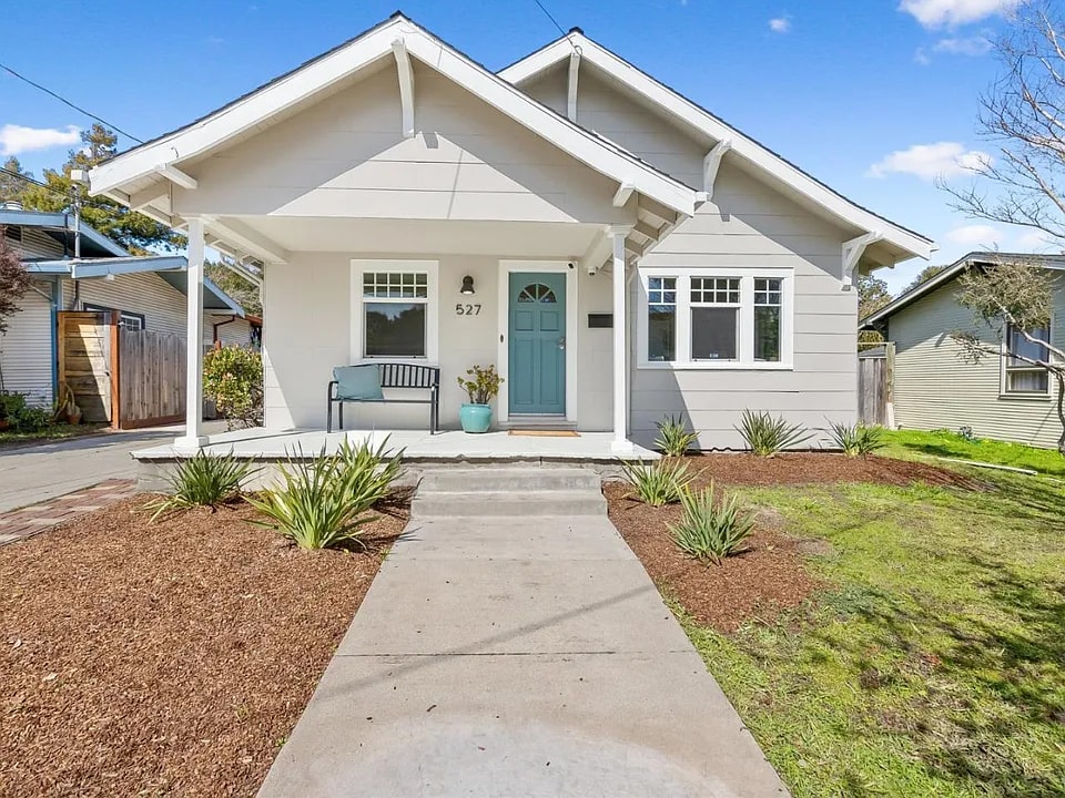 Foto principal - 527 Windham St