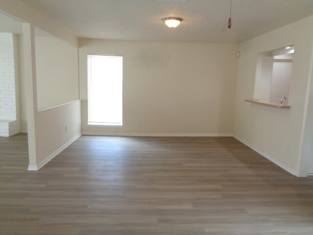 Building Photo - 2502 Creekway Cir