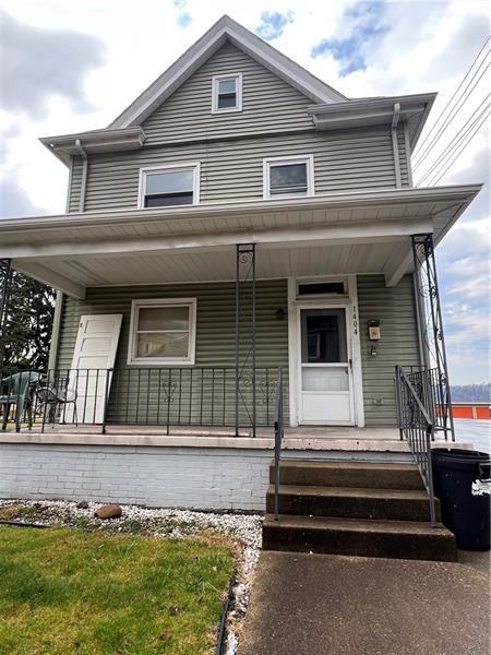 Building Photo - 1404 2nd Ave