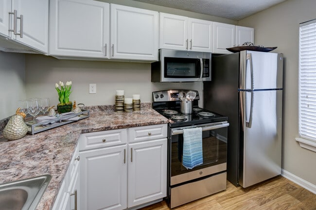 Building Photo - Rosemont Peachtree Corners