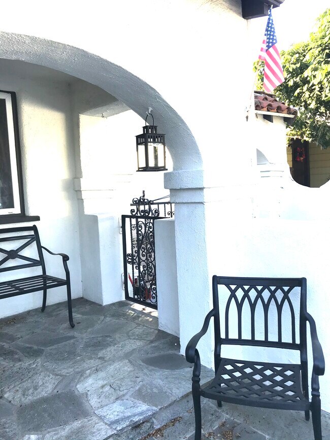 courtyard - 8964 W 25th St