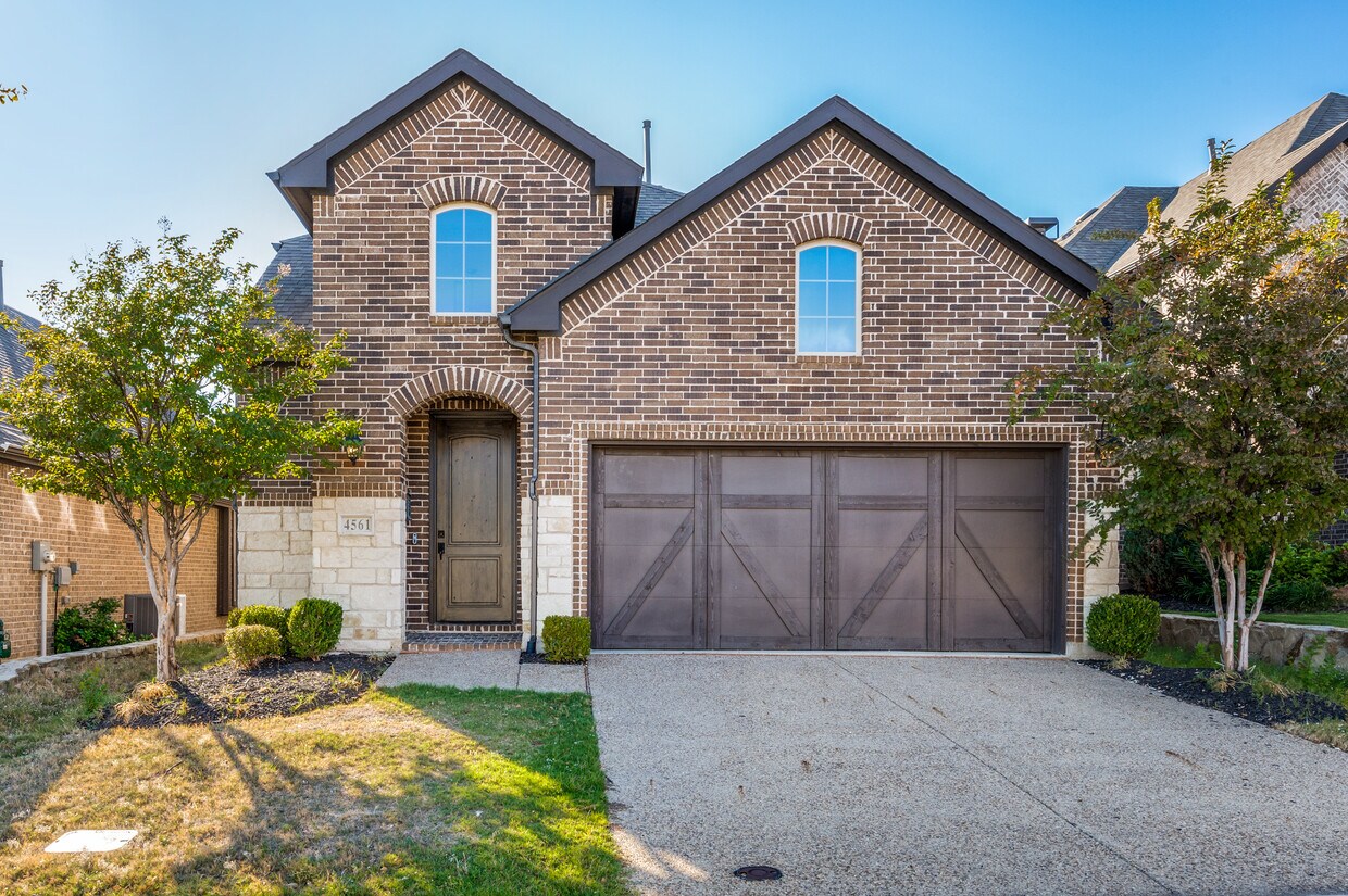 Foto principal - 4561 Ivory Horn Dr