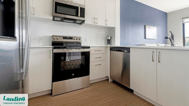 Building Photo - 7301 Lake Bank Lp