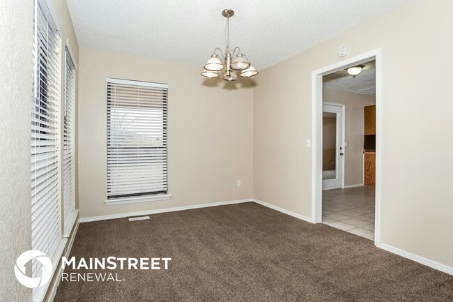 Building Photo - 9313 S Land Ave