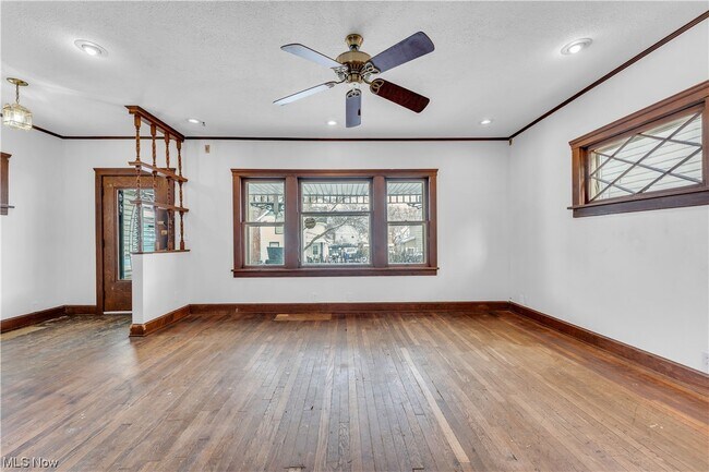 Building Photo - 8001 Berry Ave