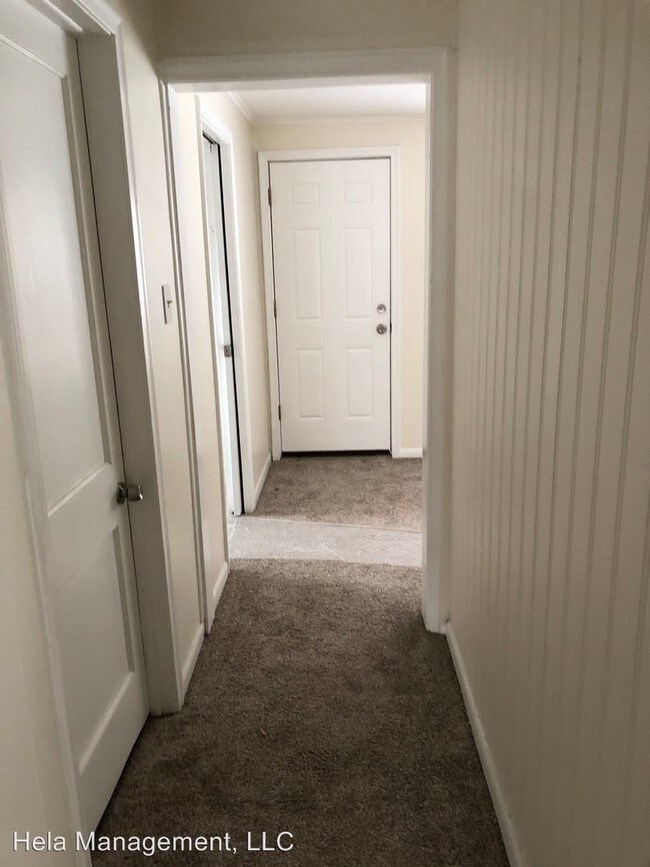Foto del edificio - 3 br, 1 bath House - 21260 8 1/2 Mile Rd.