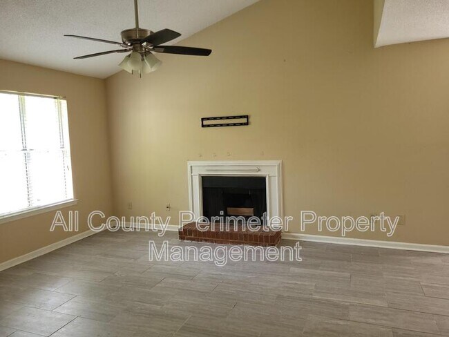 Foto del edificio - 1212 Scripps Ct SW