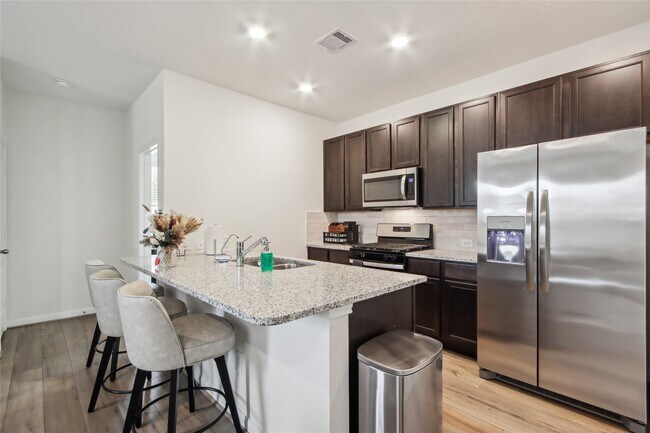 Building Photo - 2877 Grand Anse Dr