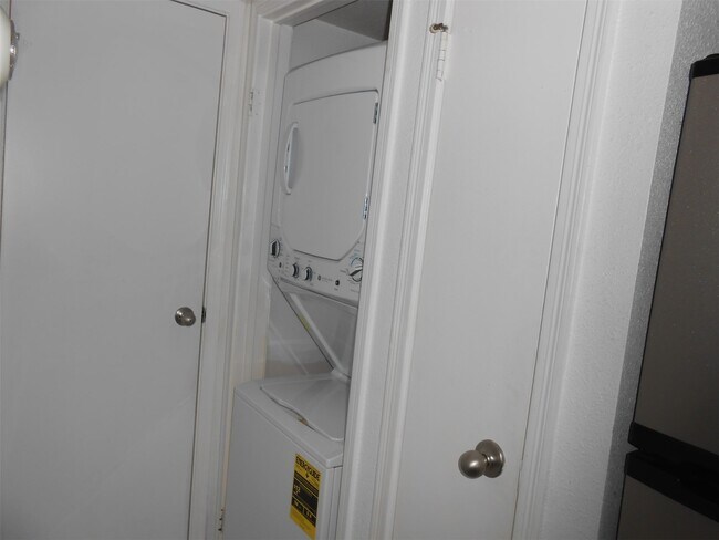 Foto del edificio - 2750 Holly Hall St