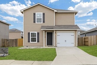 Building Photo - 6747 Sabinal