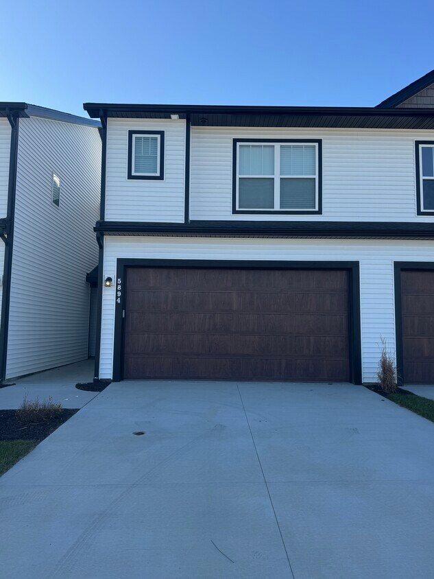 Foto principal - 5894 Butterfield Ct