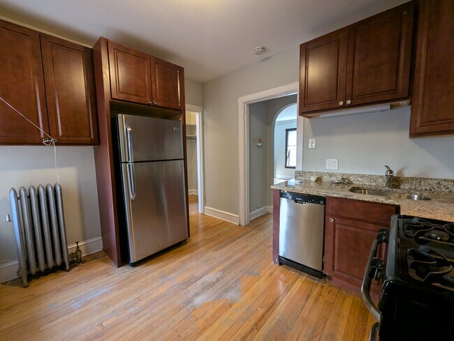 Foto del edificio - 4912 N Hoyne Ave