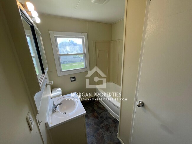 Foto del edificio - 2729 Shawnee Dr