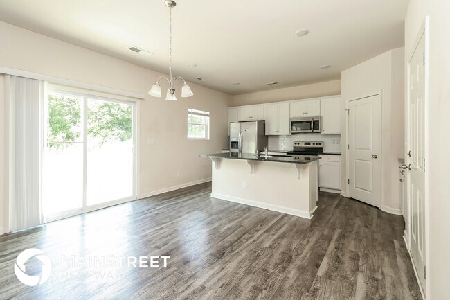 Foto del edificio - 12141 Old Dulin Farms Way