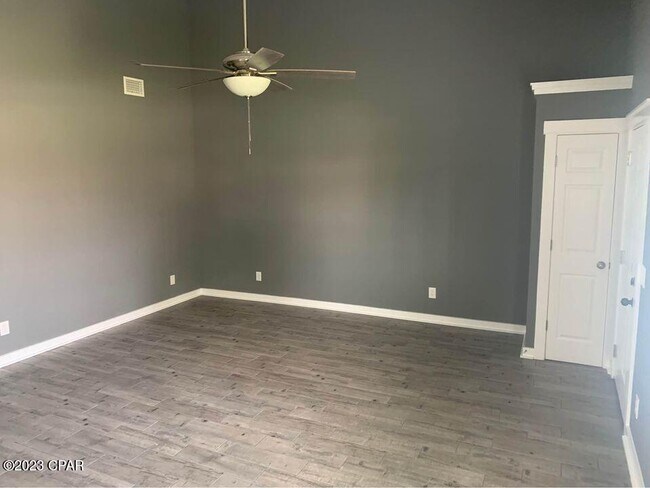 Building Photo - 114 Kacy Ln