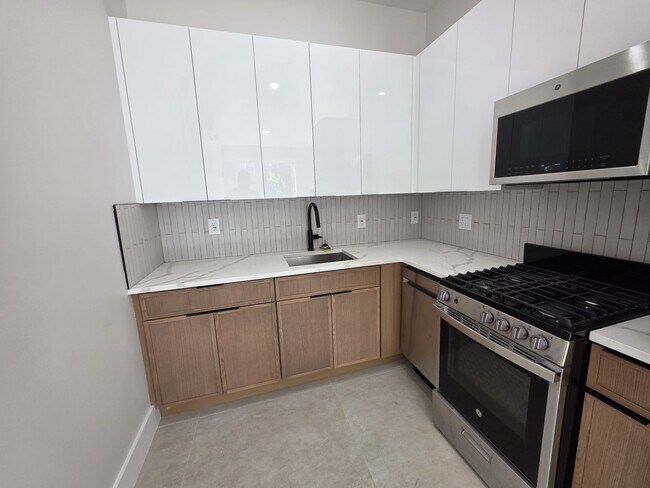 Foto del edificio - 41 Lembeck Ave